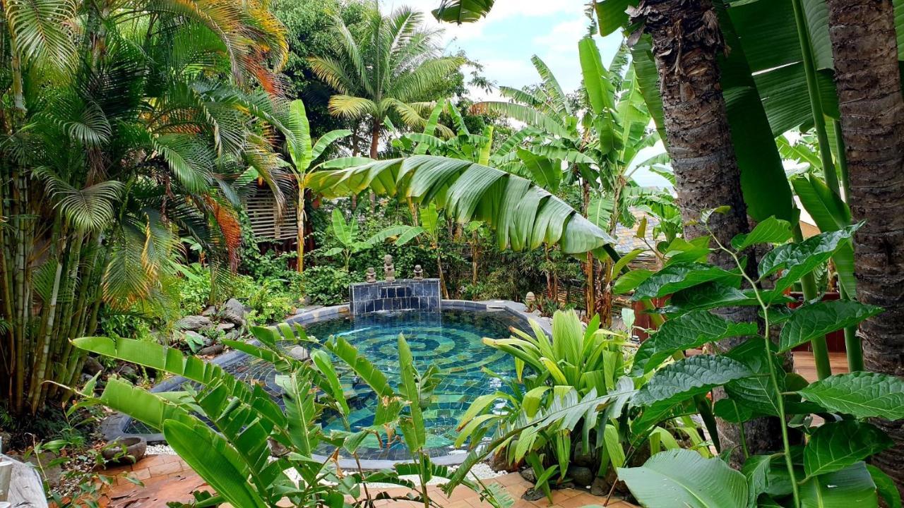 Lodge Roche Tamarin La Possession Buitenkant foto